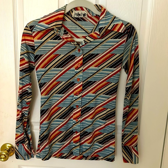 Vintage 1970’s Vicki Volts Button Down Cuffed Cuffed Sleeves Blouse - Picture 1 of 17